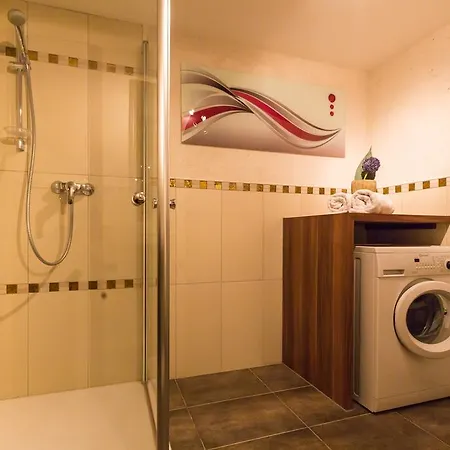 Alpinhome Holiday home Tux